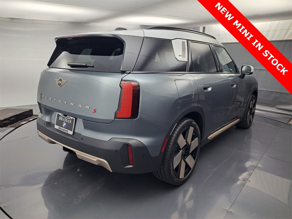 2025 Mini Countryman S ALL4 Iconic photo 3