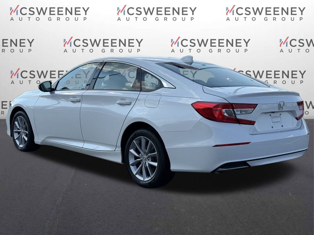 2022 Honda Accord LX photo 3