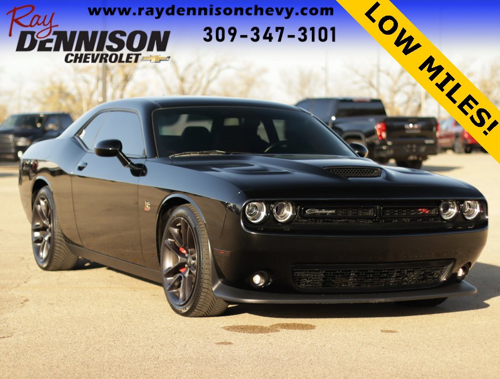 2020 Dodge Challenger R/T's photo