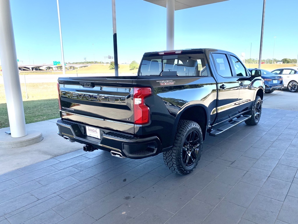2025 Chevrolet Silverado 1500 LT Trail Boss photo 4