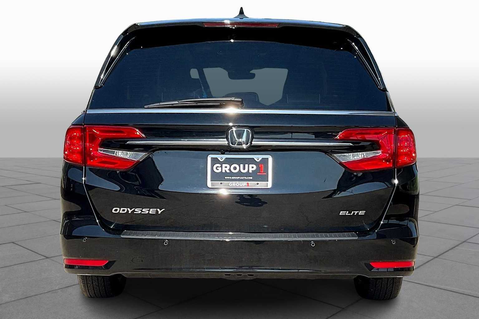 2024 Honda Odyssey Elite photo 4