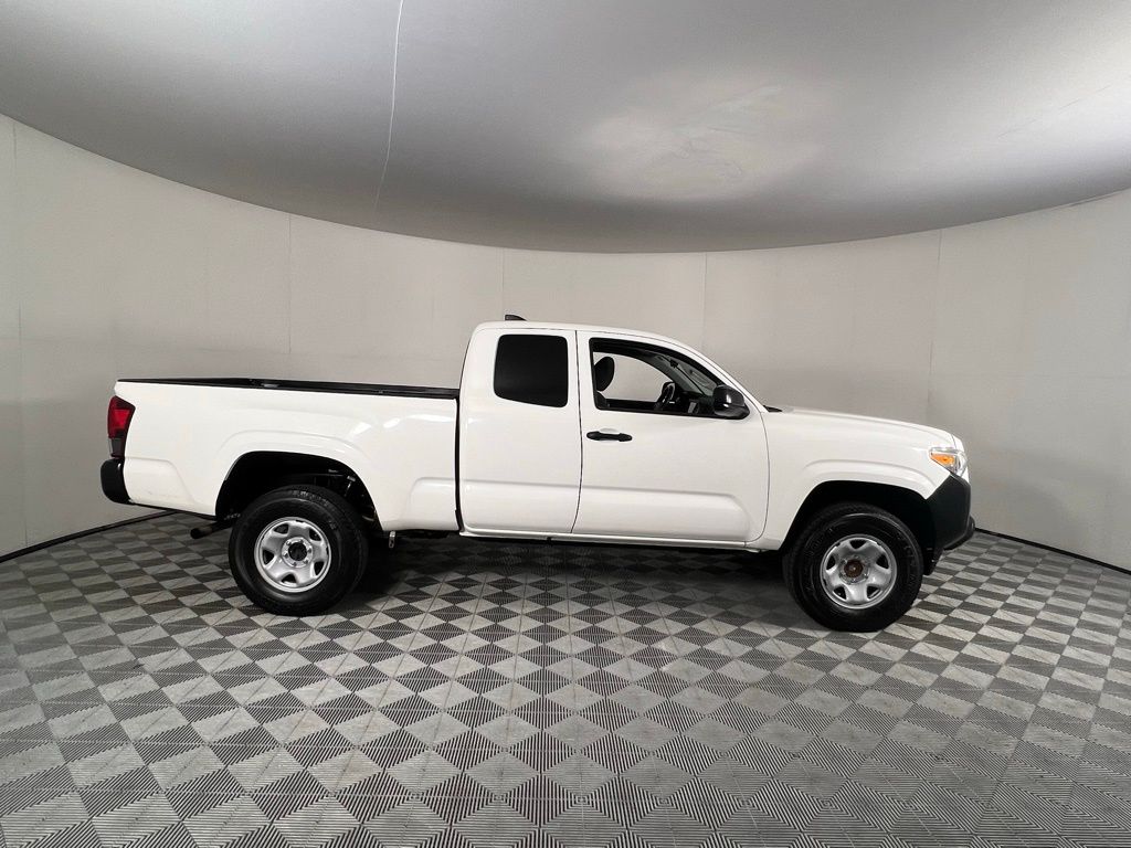 2021 Toyota Tacoma SR photo 3