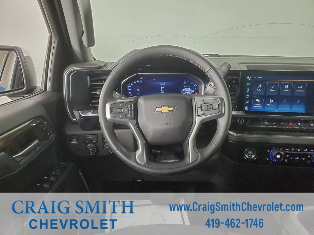 2024 Chevrolet Silverado 1500 LT photo 12