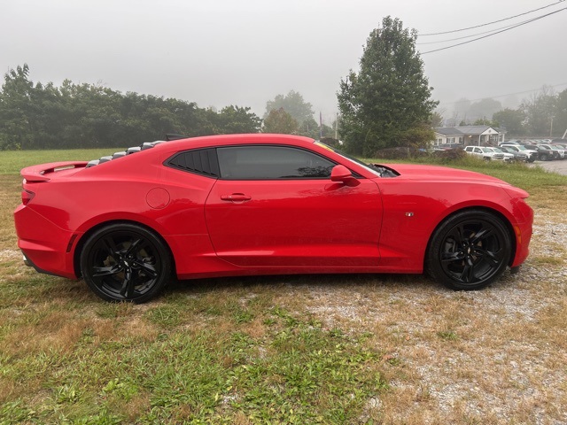 2019 Chevrolet Camaro 1LT photo 8