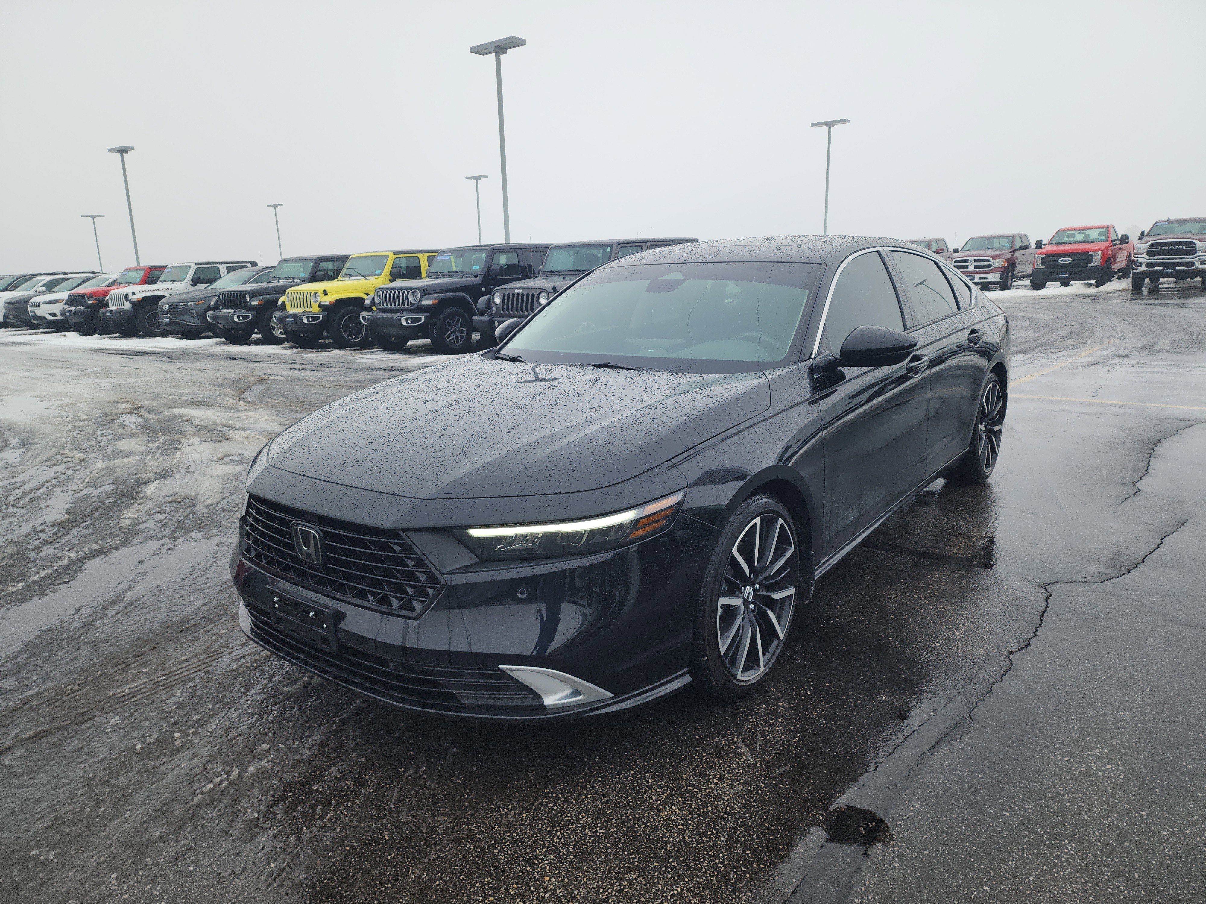 Used 2024 Honda Accord Hybrid Touring with VIN 1HGCY2F80RA055569 for sale in Saint Charles, Minnesota