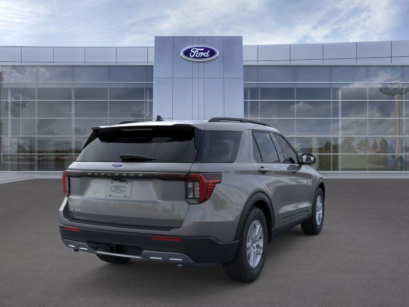 2026 Ford Explorer photo 4