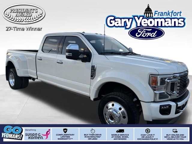 2022 Ford F-450 Super Duty Platinum's photo