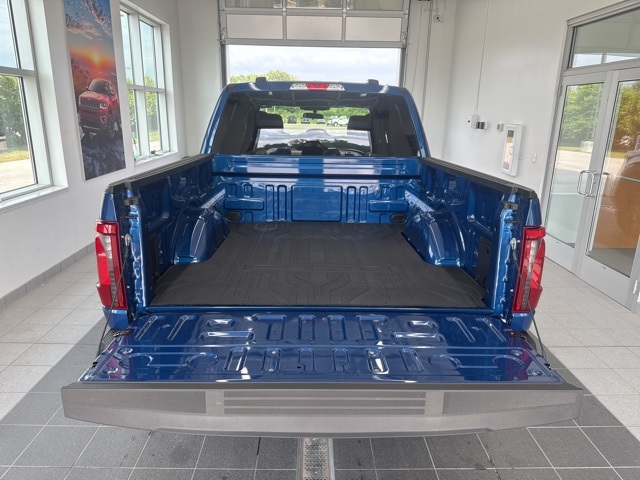 2025 Ford F-150 STX photo 5