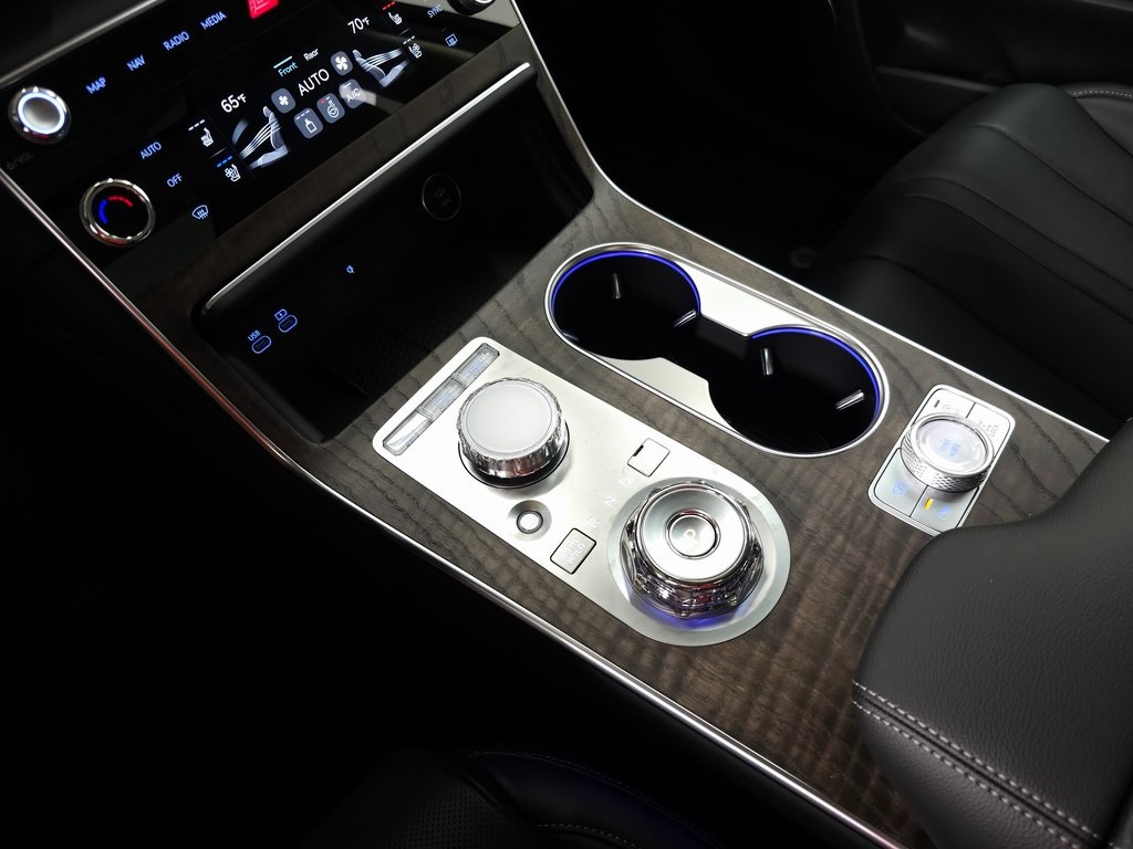 2025 Genesis GV80 2.5T Advanced AWD photo 27