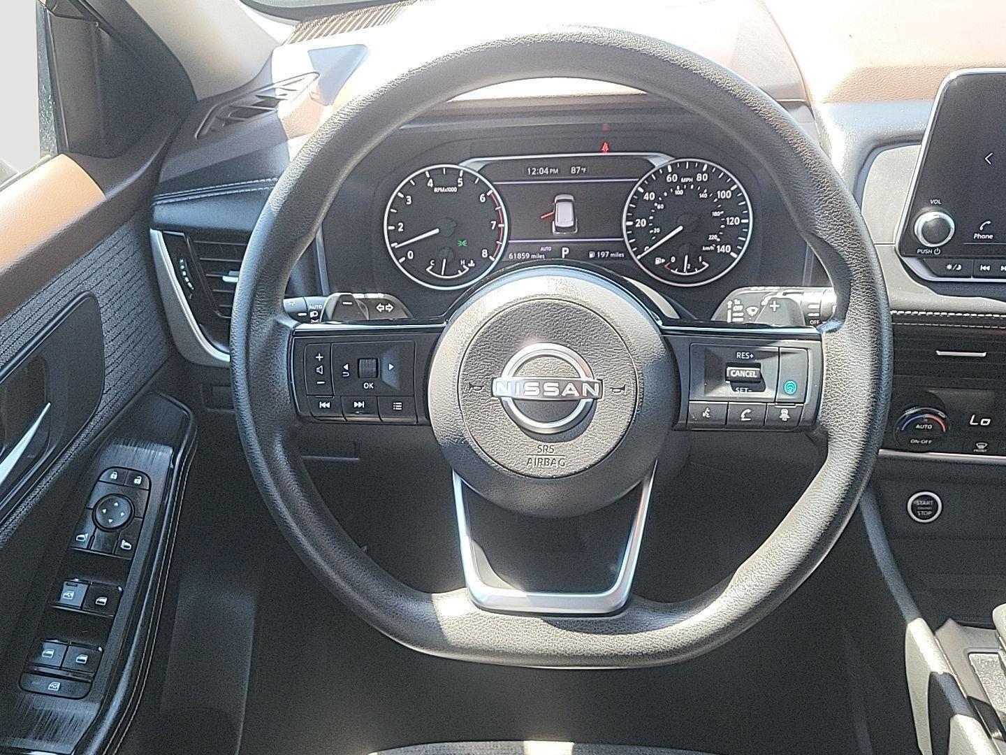 2022 Nissan Rogue SV photo 11