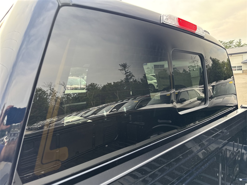 2025 Ford F-150 XLT photo 12