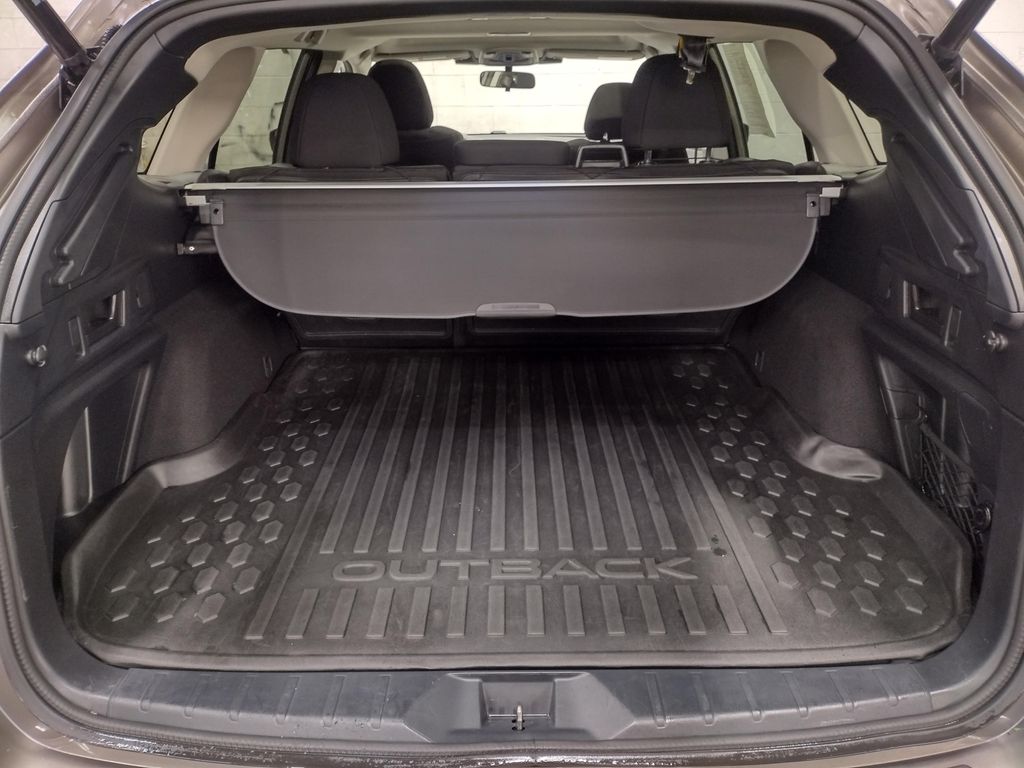 2023 Subaru Outback Premium photo 12