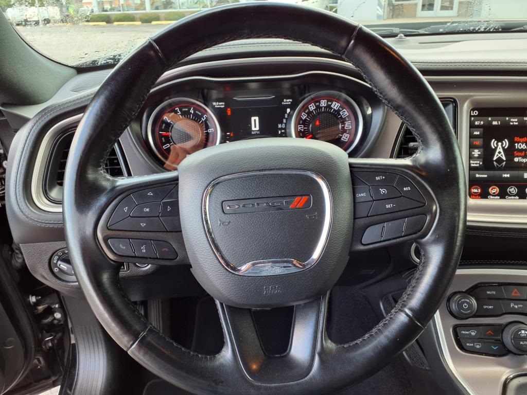 2022 Dodge Challenger SXT photo 14