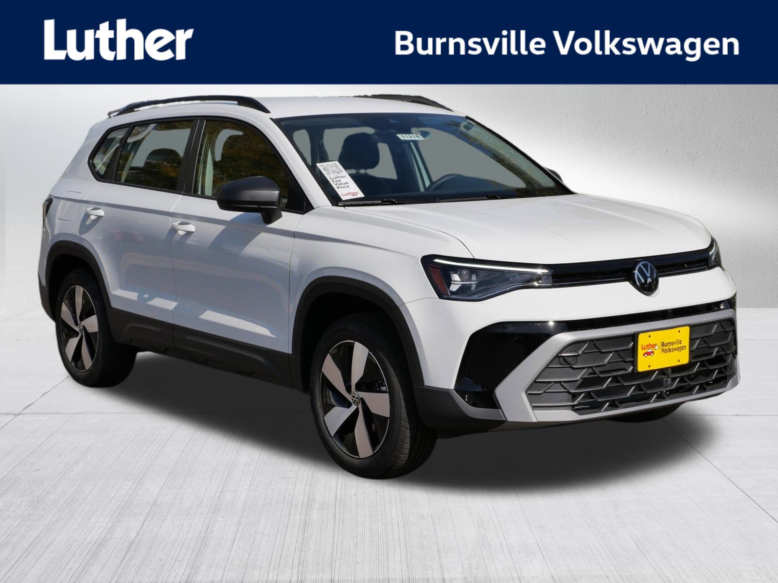 2025 Volkswagen Taos S's photo