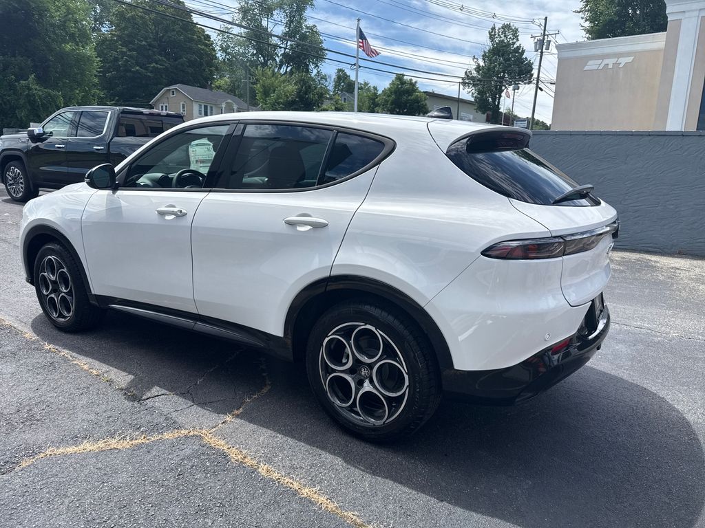 2025 Alfa Romeo Tonale BASE SPRINT photo 3
