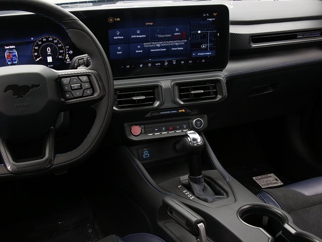 2025 Ford Mustang Dark Horse photo 14
