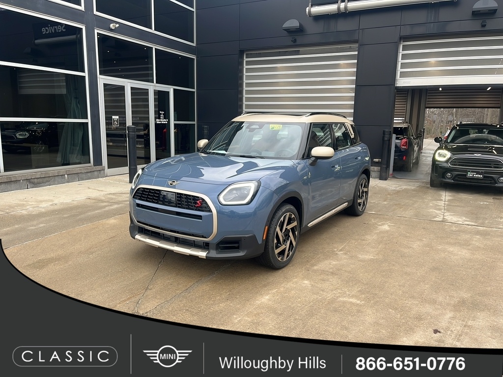 2026 MINI Countryman S's photo