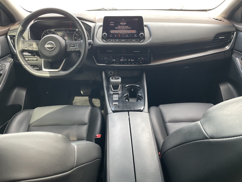 2023 Nissan Rogue SV photo 16