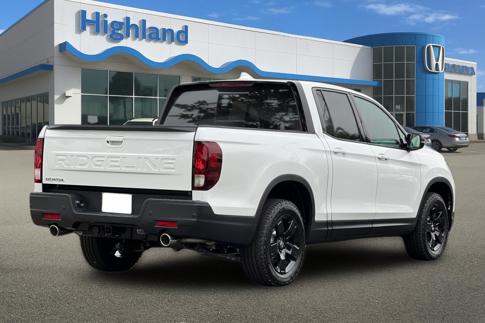 2025 Honda Ridgeline Black Edition photo 5