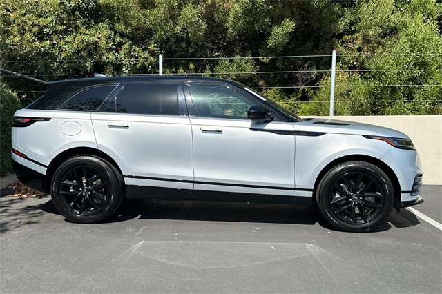 2025 Land Rover Range Rover Velar SE photo 5