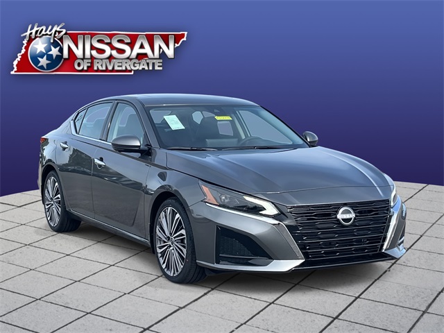 2025 Nissan Altima SL's photo