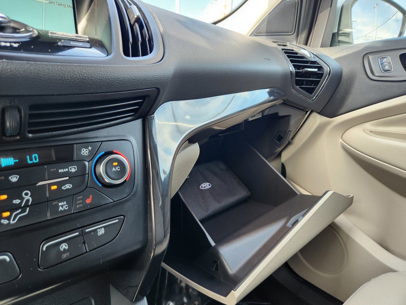 2017 Ford Escape Titanium photo 15