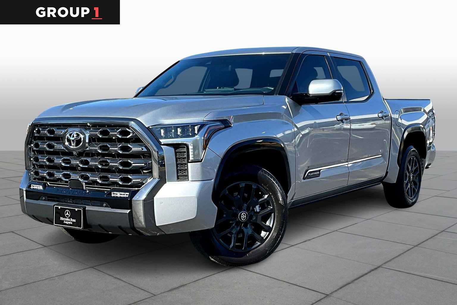 2025 Toyota Tundra Platinum's photo