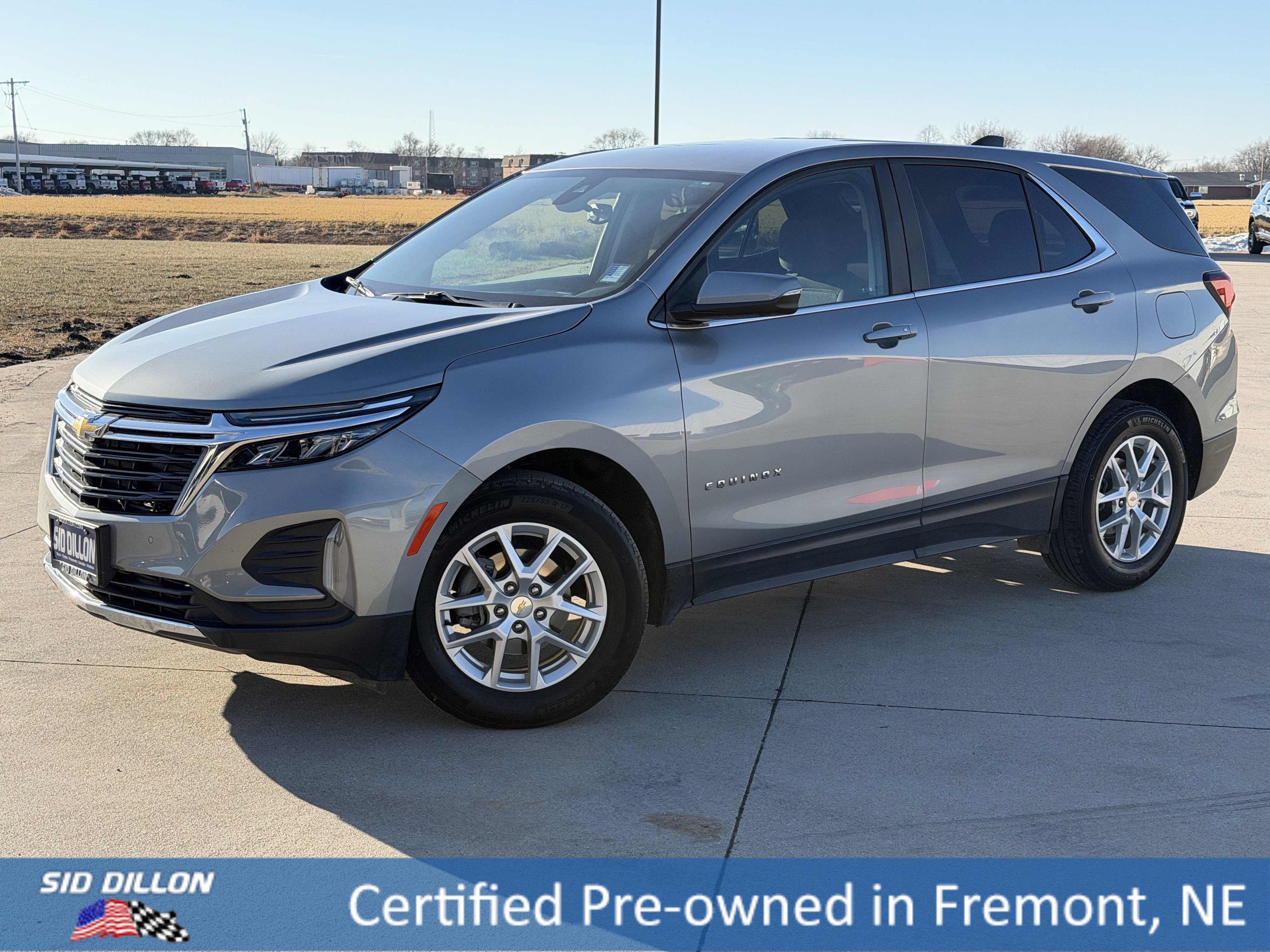 2023 Chevrolet Equinox LT's photo