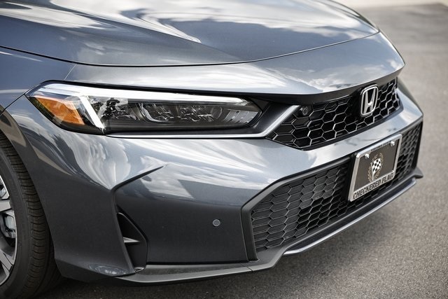 2026 Honda Civic Hybrid Sport Touring photo 17