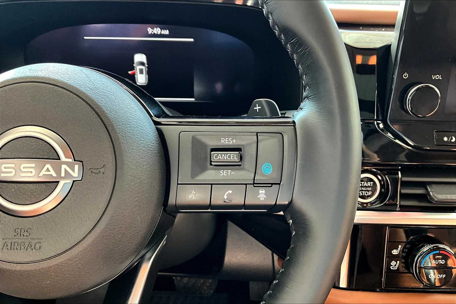2023 Nissan Pathfinder Platinum photo 45
