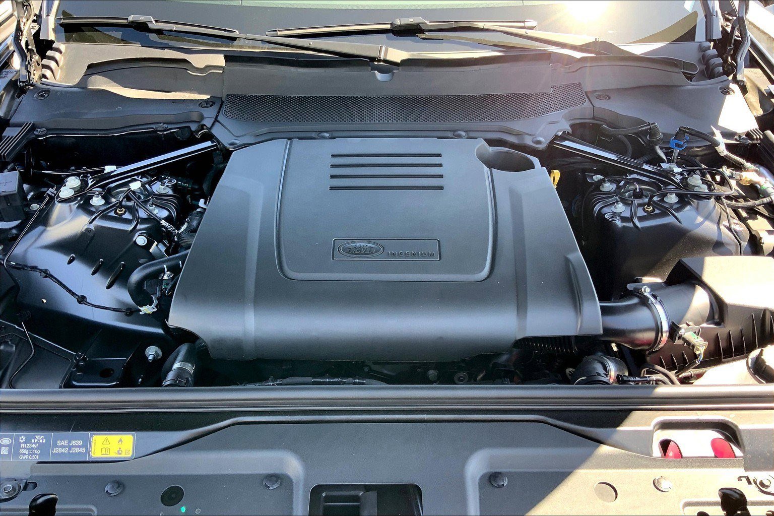 2025 Land Rover Discovery SE photo 7