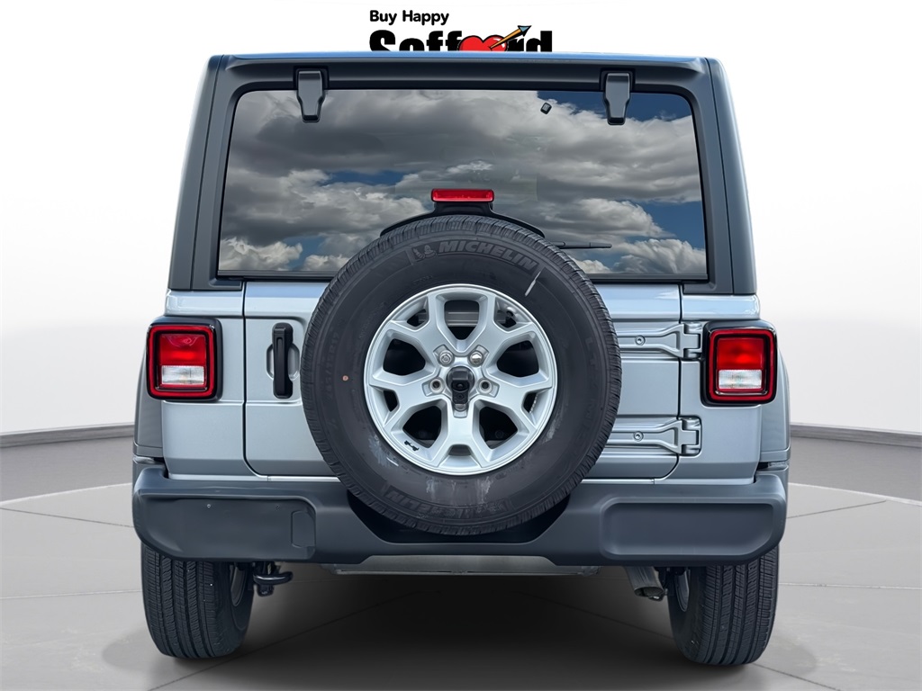 2021 Jeep Wrangler Unlimited Islander photo 6