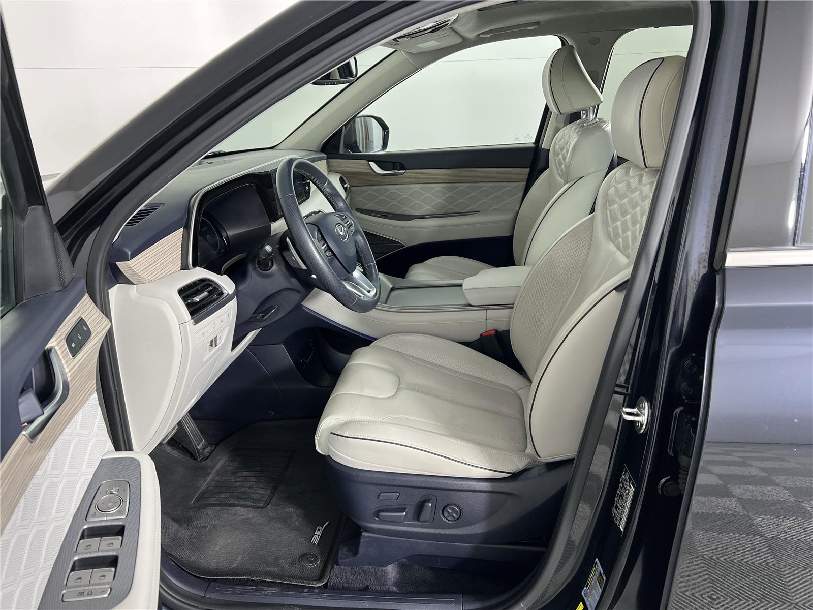 2021 Hyundai Palisade Calligraphy's photo