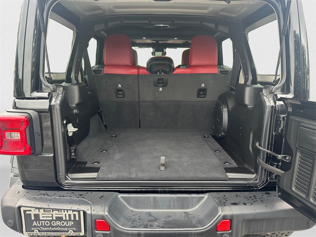 2024 Jeep Wrangler Rubicon 392 photo 11
