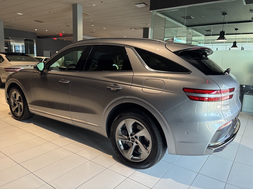 2026 Genesis GV70 2.5T Advanced photo 5