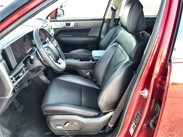 2025 Hyundai Santa Fe SEL photo 3