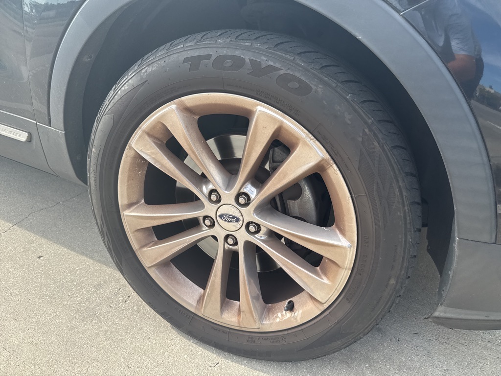 2018 Ford Explorer Limited photo 3