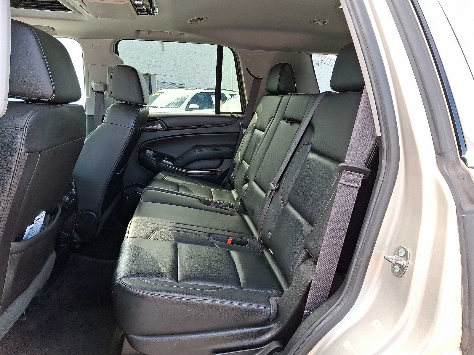 2017 Chevrolet Tahoe LT photo 10