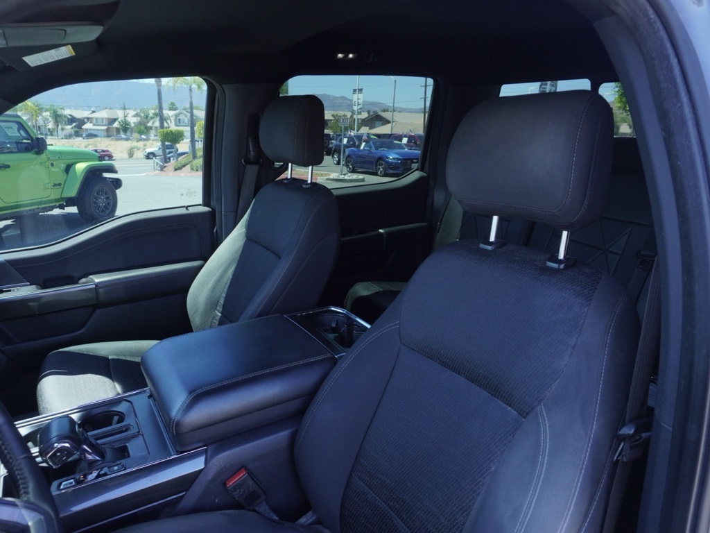 2021 Ford F-150 XLT FX4 photo 18