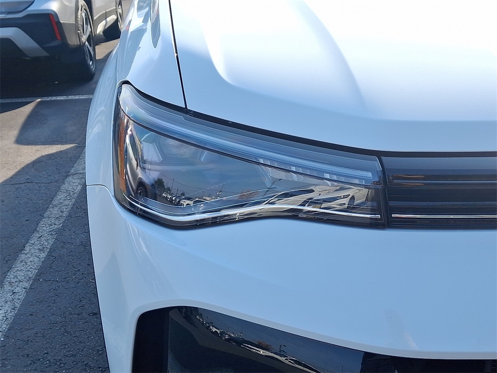 2025 Volkswagen Taos S photo 5