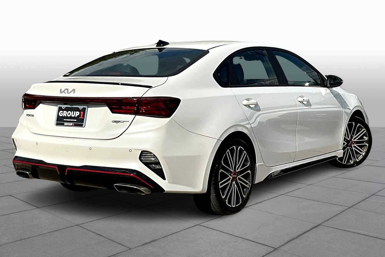 2023 Kia Forte GT photo 11