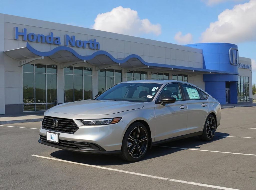 2025 Honda Accord Sport's photo