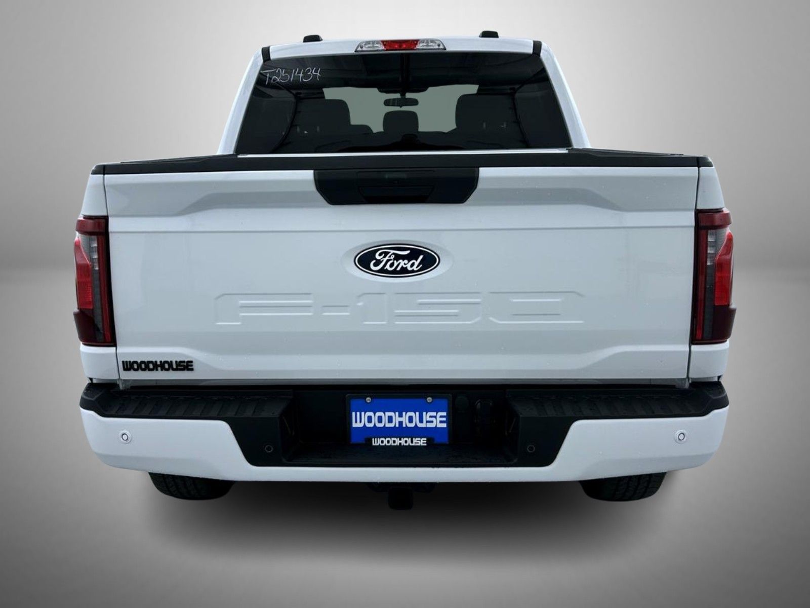 2025 Ford F-150 STX photo 6