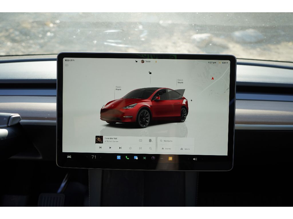 2023 Tesla Model Y Long Range photo 10
