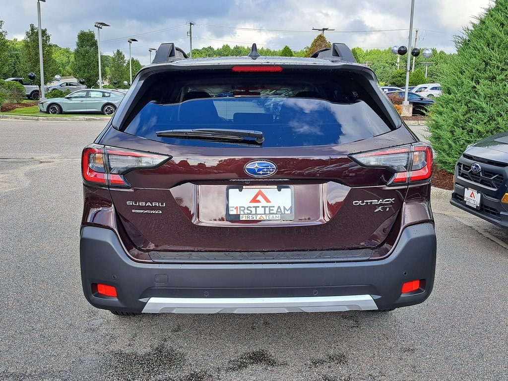 2025 Subaru Outback Limited XT photo 5