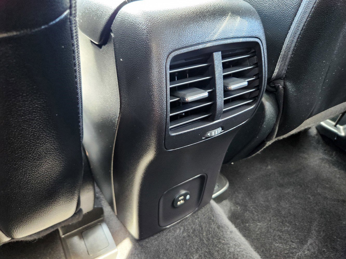 2022 Ford Escape SEL photo 27