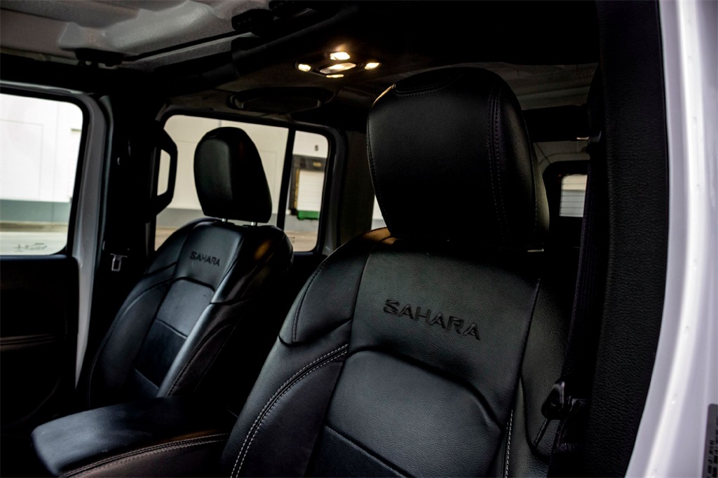 2022 Jeep Wrangler Unlimited Sahara 4xe photo 13