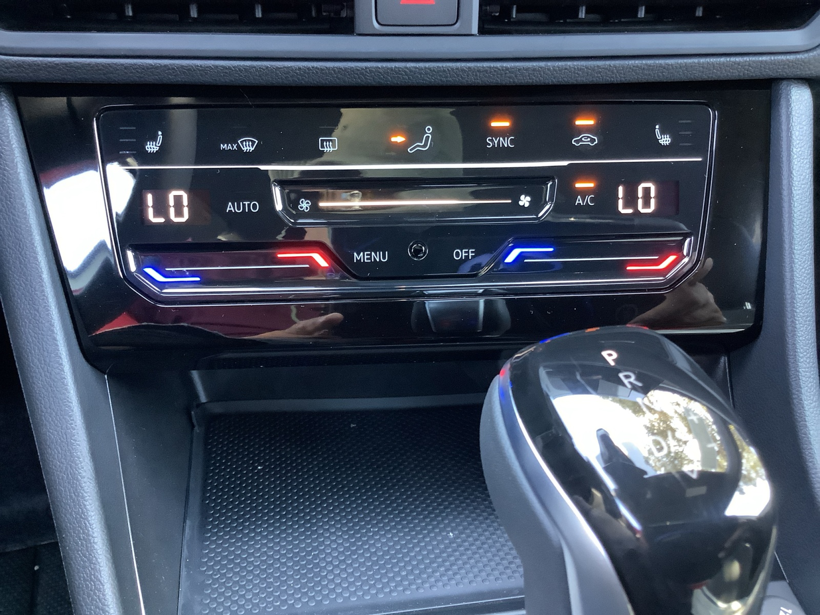 2025 Volkswagen Jetta Sport photo 17