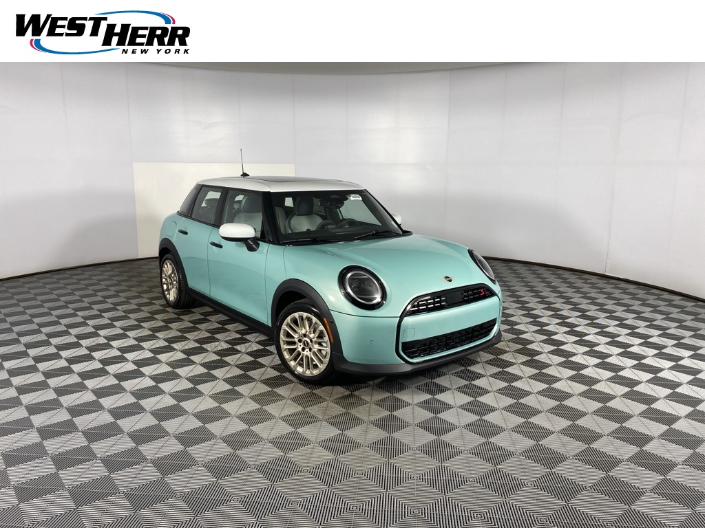 2026 MINI Hardtop 4 Door S's photo