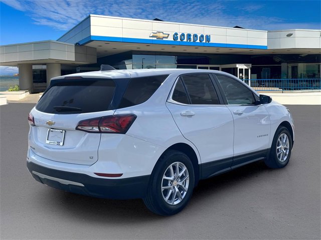 2022 Chevrolet Equinox LT photo 3